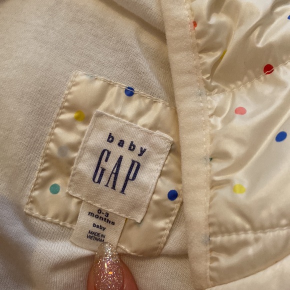 GAP // - Picture 4 of 4